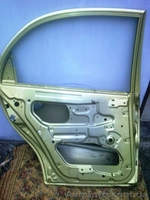 Битая под рехтовку задняя правая дверь на авто Daewoo Lanos   - <ro>Изображение</ro><ru>Изображение</ru> #1, <ru>Объявление</ru> #1254306