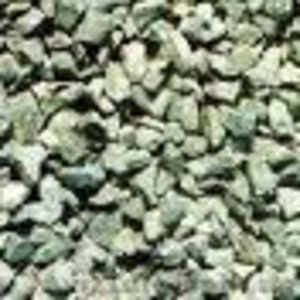 Щебень и шлак вагонными 