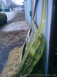 Битая под рехтовку задняя правая дверь на авто Daewoo Lanos   - <ro>Изображение</ro><ru>Изображение</ru> #4, <ru>Объявление</ru> #1254306