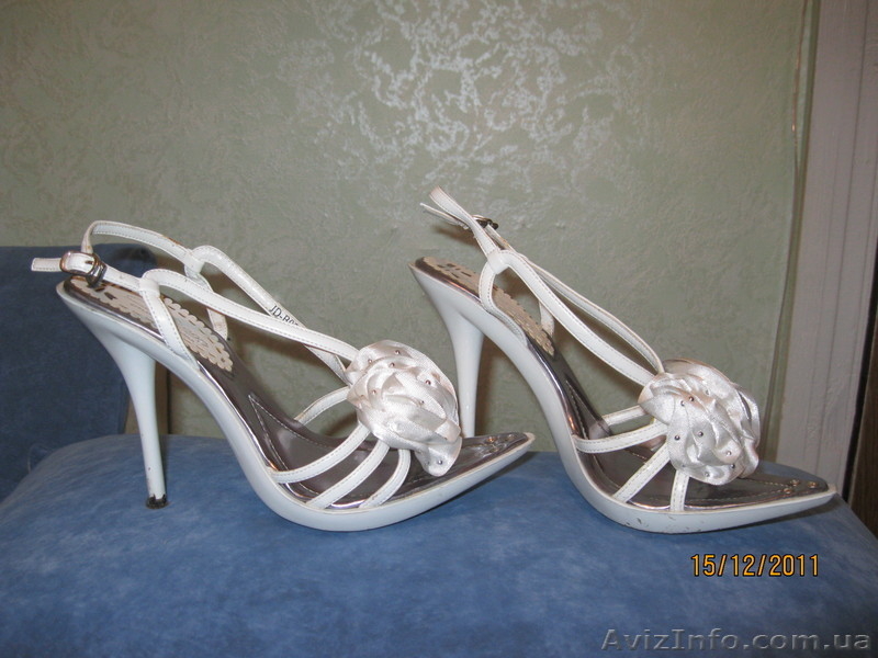 Продам босоножки с нарядным передком - <ro>Изображение</ro><ru>Изображение</ru> #2, <ru>Объявление</ru> #473098