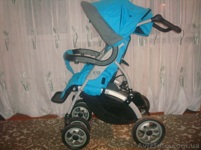 Универсальная коляска фирмы Chicco - <ro>Изображение</ro><ru>Изображение</ru> #2, <ru>Объявление</ru> #662447