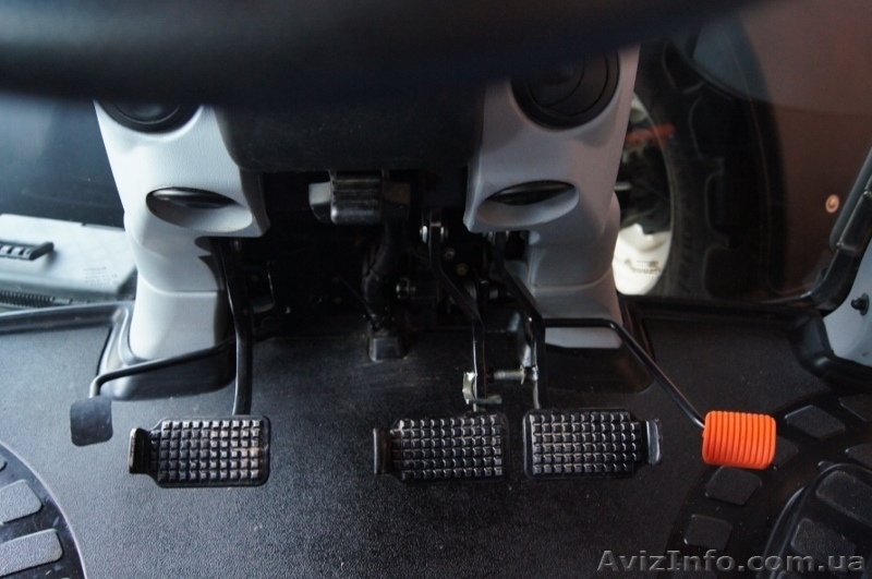 New Holland T7040PC - <ro>Изображение</ro><ru>Изображение</ru> #9, <ru>Объявление</ru> #793011