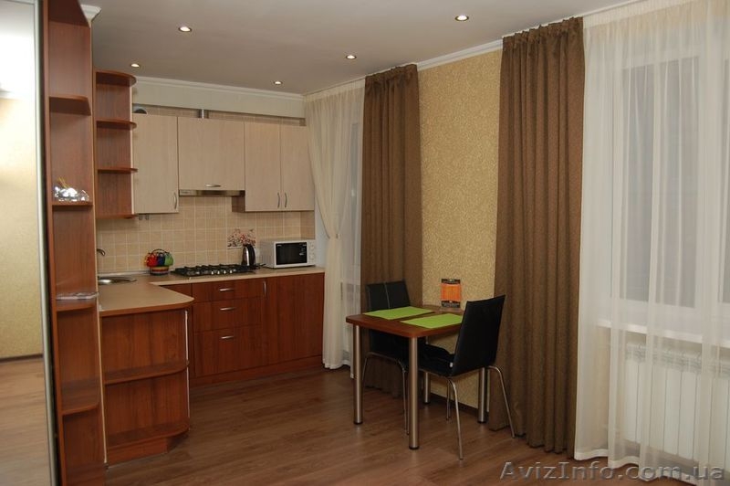 Посуточная аренда,1-к квартира,ул.Черновола 2 - <ro>Изображение</ro><ru>Изображение</ru> #1, <ru>Объявление</ru> #1011450