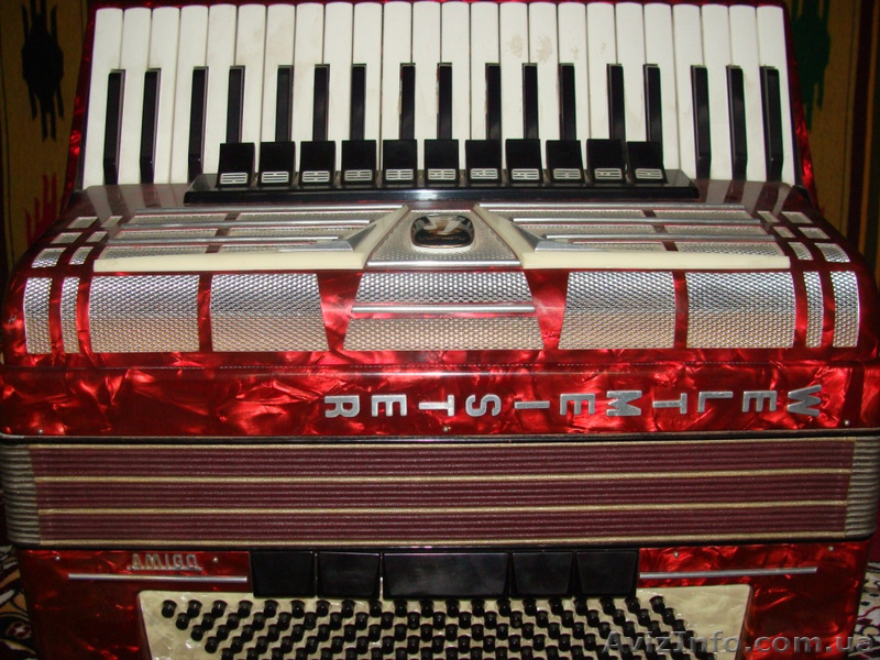 Аккордеон Weltmeister Amigo (полный) - <ro>Изображение</ro><ru>Изображение</ru> #2, <ru>Объявление</ru> #1254287