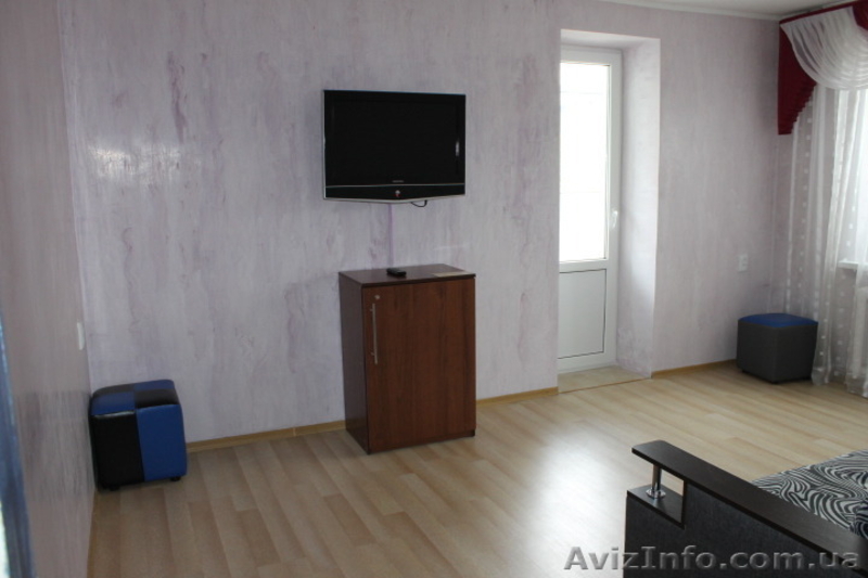 2-к. квартира на сутки в Полтаве. Ул. Великотырновская - <ro>Изображение</ro><ru>Изображение</ru> #1, <ru>Объявление</ru> #1262496