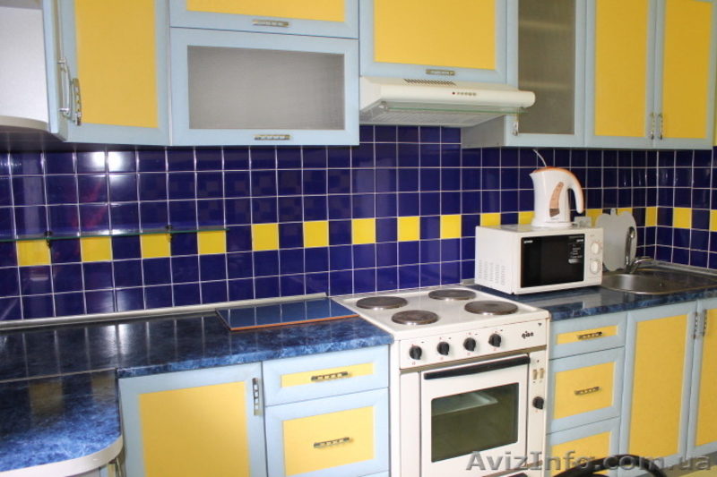 2-к. квартира на сутки в Полтаве. Ул. Великотырновская - <ro>Изображение</ro><ru>Изображение</ru> #3, <ru>Объявление</ru> #1262496