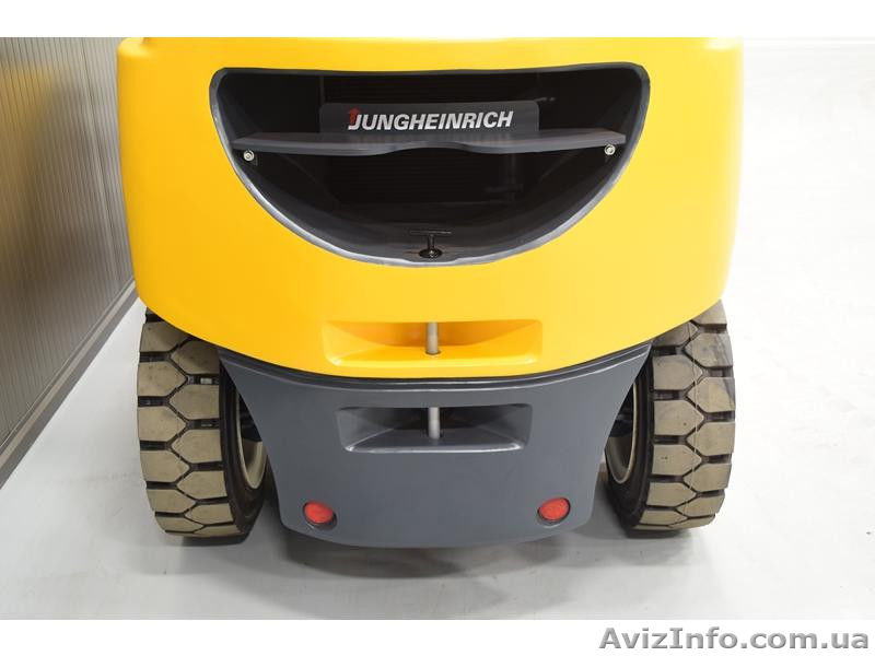 Вилочный погрузчик повышенной проходимости JUNGHEINRICH DFG 550 - <ro>Изображение</ro><ru>Изображение</ru> #7, <ru>Объявление</ru> #1453335