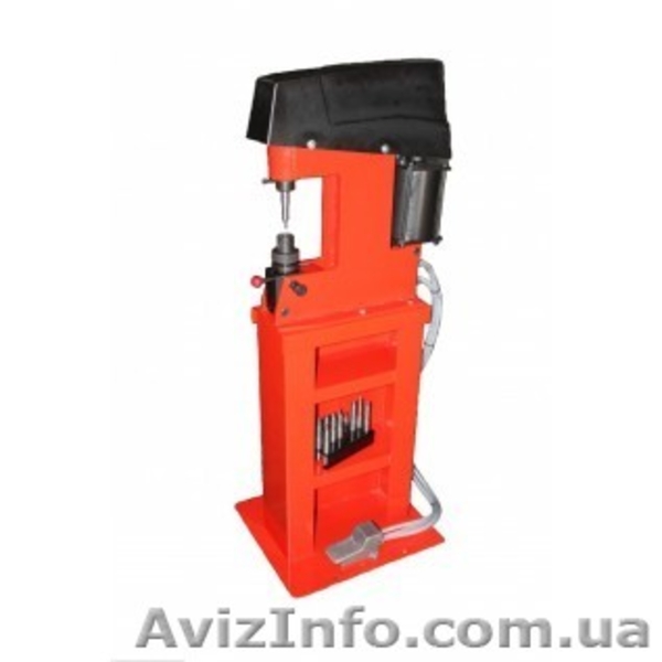 Станок для клепки тормозных колодок грузовых автомобилей - <ro>Изображение</ro><ru>Изображение</ru> #1, <ru>Объявление</ru> #1454219