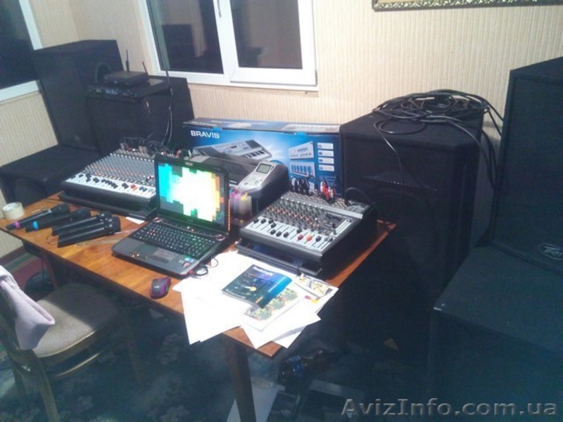 Організація свят (весілля, ювілеї) тамада + звук, світло, спецефекти. - <ro>Изображение</ro><ru>Изображение</ru> #2, <ru>Объявление</ru> #1554543