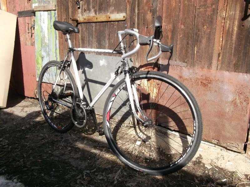 Продам спортивный велосипед - <ro>Изображение</ro><ru>Изображение</ru> #1, <ru>Объявление</ru> #1650357