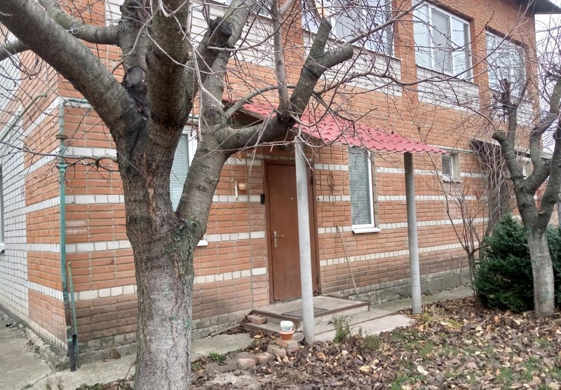 продам дом в Россошенцах с участком и гаражем - <ro>Изображение</ro><ru>Изображение</ru> #3, <ru>Объявление</ru> #1594446