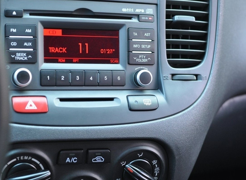 Киа Рио 2011 1.4 газ/бенз - <ro>Изображение</ro><ru>Изображение</ru> #5, <ru>Объявление</ru> #1694442