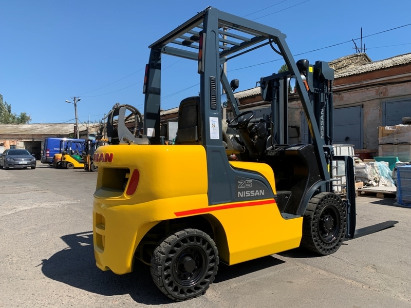 Вилочный автопогрузчик Nissan газ-бензин - <ro>Изображение</ro><ru>Изображение</ru> #4, <ru>Объявление</ru> #1697971