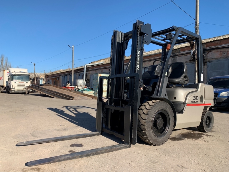 Бензиновий навантажувач Nissan на 3 тонни. - <ro>Изображение</ro><ru>Изображение</ru> #6, <ru>Объявление</ru> #1727690