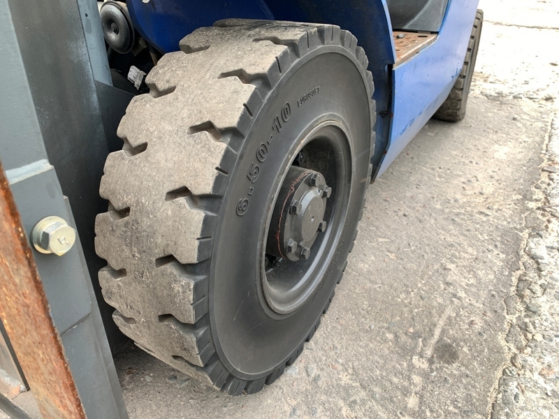 Вилковий автонавантажувач Nissan на 2 тонни, компакт. Модель P1F1A20D.  - <ro>Изображение</ro><ru>Изображение</ru> #9, <ru>Объявление</ru> #1747154